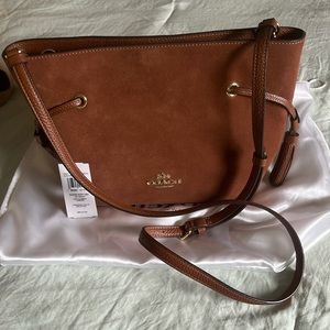 Andy Crossbody - Gold/redwood